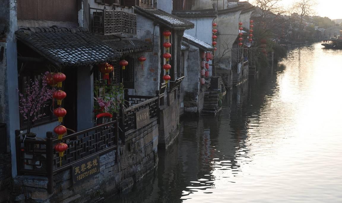 吉鹿力问答社区,解决问题就找阿朱为什么替段正淳死?